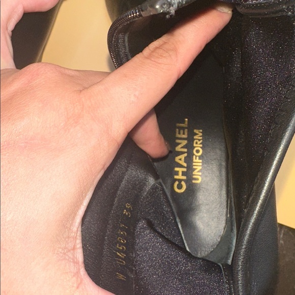 CHANEL Stretch Lambskin Cap Toe CC Short Boots - Picture 5 of 6